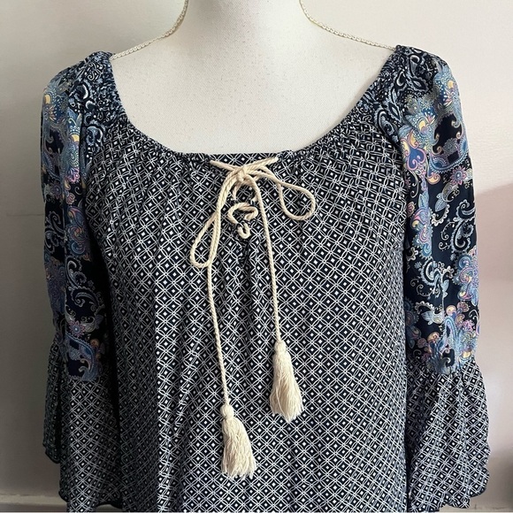 Altar’s State • Blue Navy Patterned Tunic - Picture 2 of 5